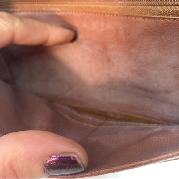 Louis Vuitton Monogram Vintage Long Wallet - Picture 8 of 15